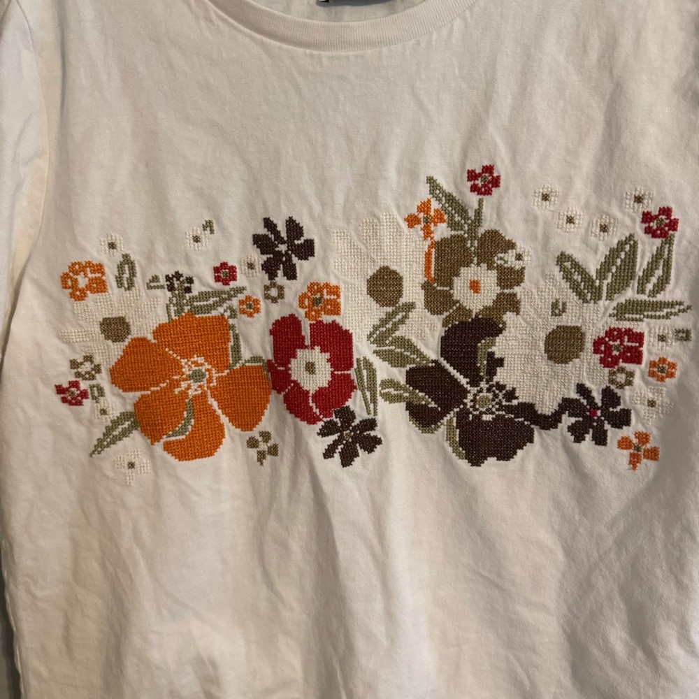 Zara Floral Embroidered Graphic T-Shirt - Picture 3 of 5